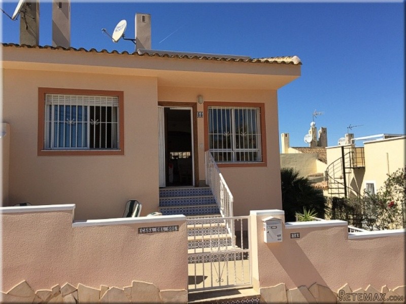 Rojales 3 Beds 2 Baths semi-detached - 2