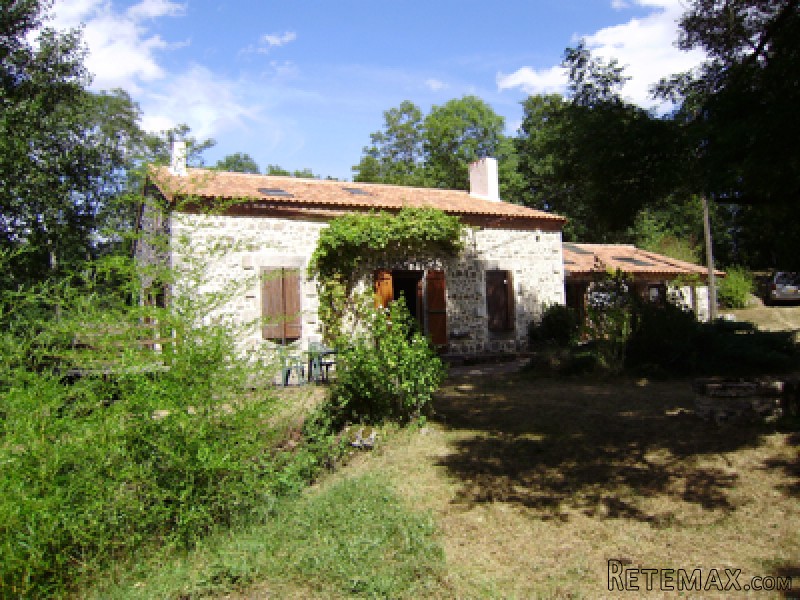 Stunning Setting For This Former..