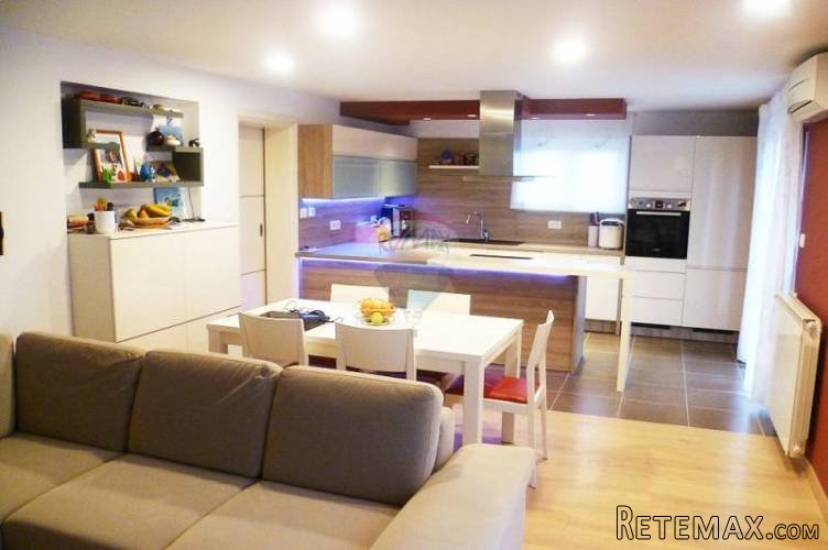 ROVINJ-apartmanska kuća na odličnoj lokaciji blizu mora - 4