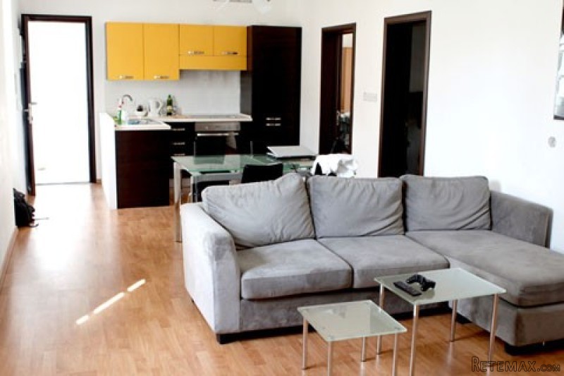 Flat, Luxurious Finish