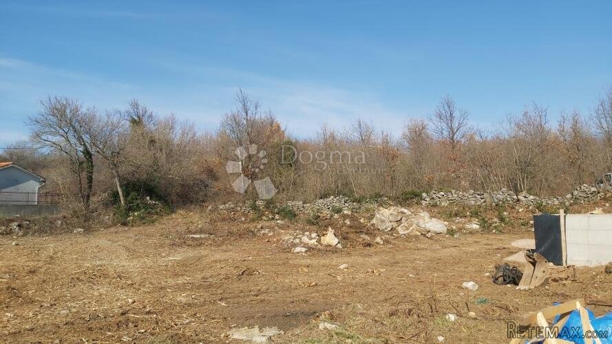 Građevinsko zemljište Labin - 3