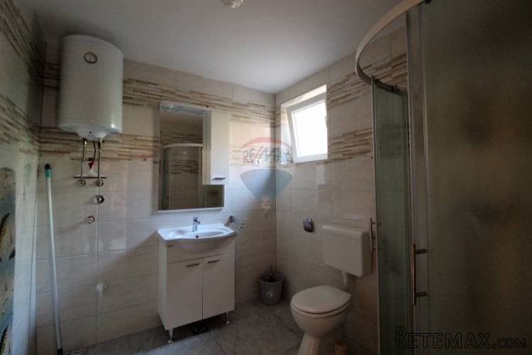 Medulin, dvosoban stan u prizemlju kuće - 3
