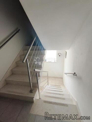 Okrug Gornji – Kuća s više apartmana na atraktivnoj lokaciji - 3