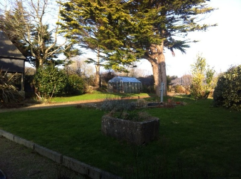 Traditional House with Nice Garden - 2