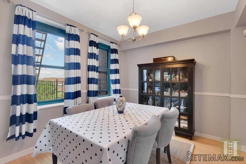 3 bedroom Apartment For Sale: 34 -40.. - 2
