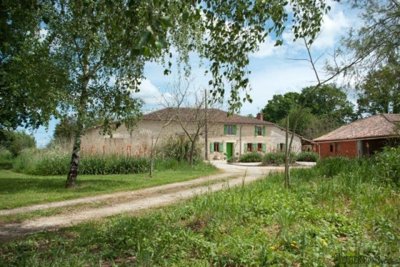 Five Bedroom Renovated Farmhouse With..