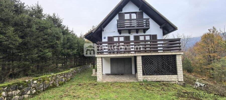 Gorski Kotar, Razloge, samostojeća kuća kod izvora Kupe
