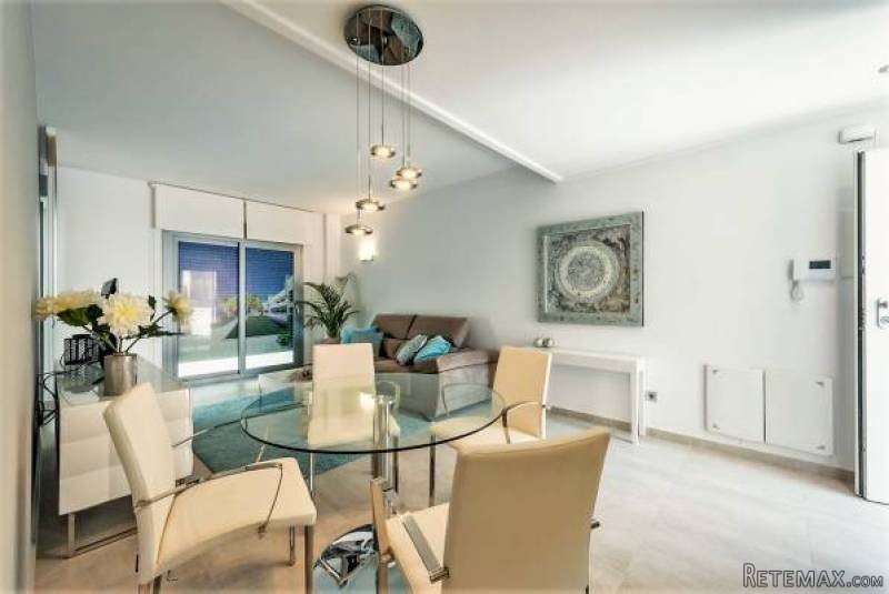 2 Bedroom 2 Bathroom Bungalow In.. - 2
