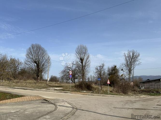 PERUŠIĆ, ZEMLJIŠTE S PROJEKTOM, PRIKLJUČCIMA, KOM.DOPRINOSOM - 3