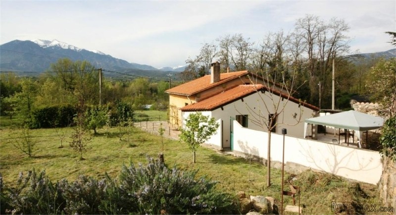 A Vendre Ravissante Villa Avec Jardin..