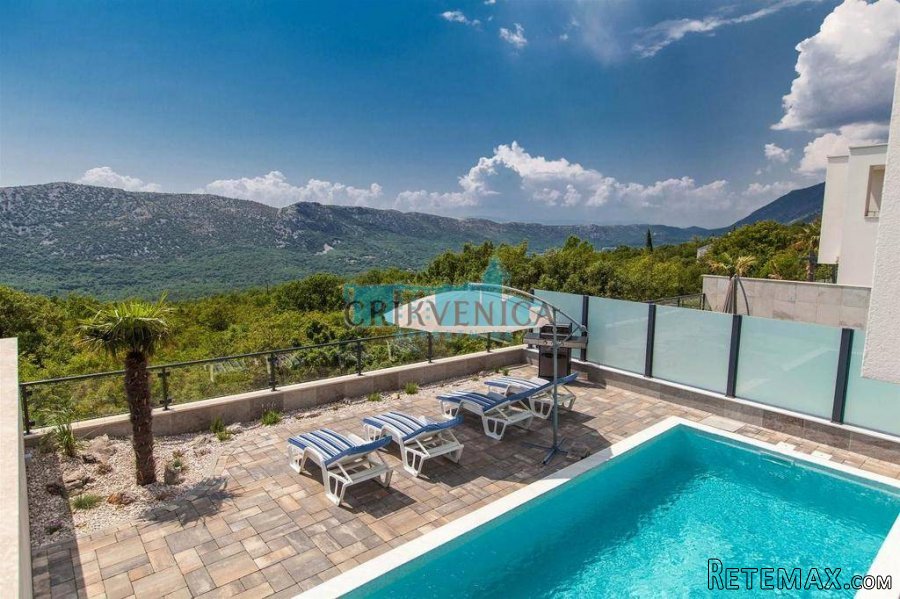Crikveničko zaleđe - jedinstvena villa s dva doetažna stana.. - 4