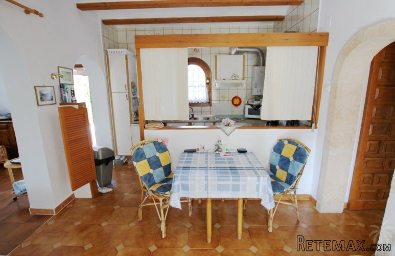 Well priced single level 2 bedroom villa in a tranquil area.. - 8