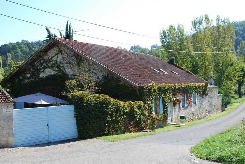 Stone House With 2 Gites Nr Beauville..
