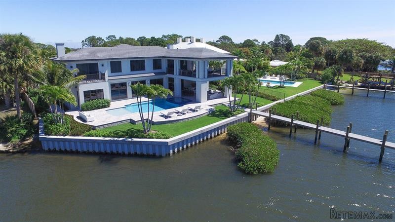 5 bedroom Residence For Sale: Jupiter..