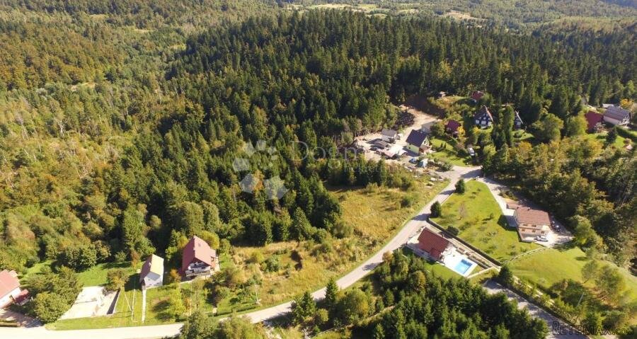 GORSKI KOTAR, LOKVE - Građevinski teren uz jezero za investi - 3