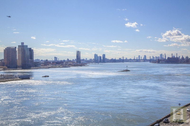 3 bedroom Apartment For Sale: 435 EAST.. - 2