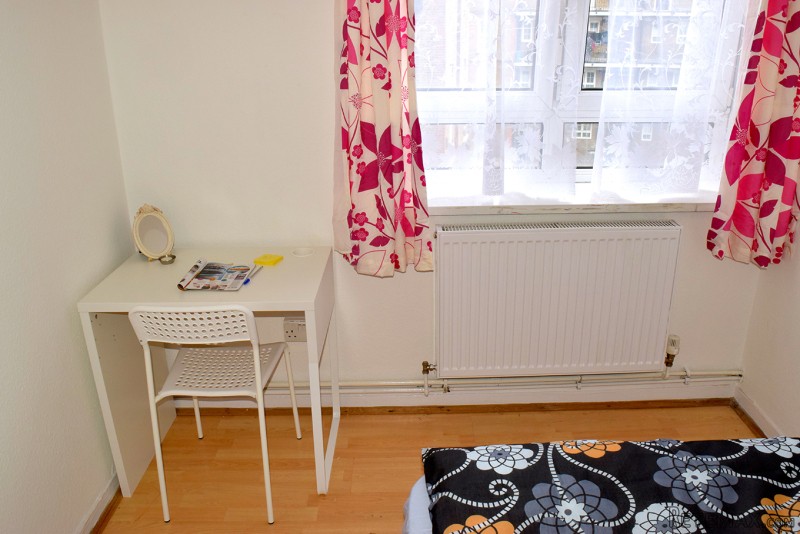 Double room, Zone 2, Whitechapel - 2