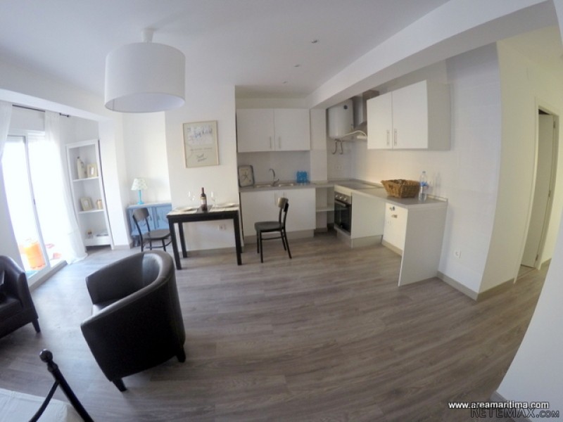 First floor flat all remodel and with a.. - 2