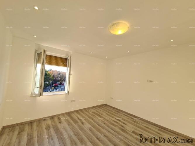 Pula – renoviran dvosobni stan u centru, 72,83 m². Stan se n.. - 5