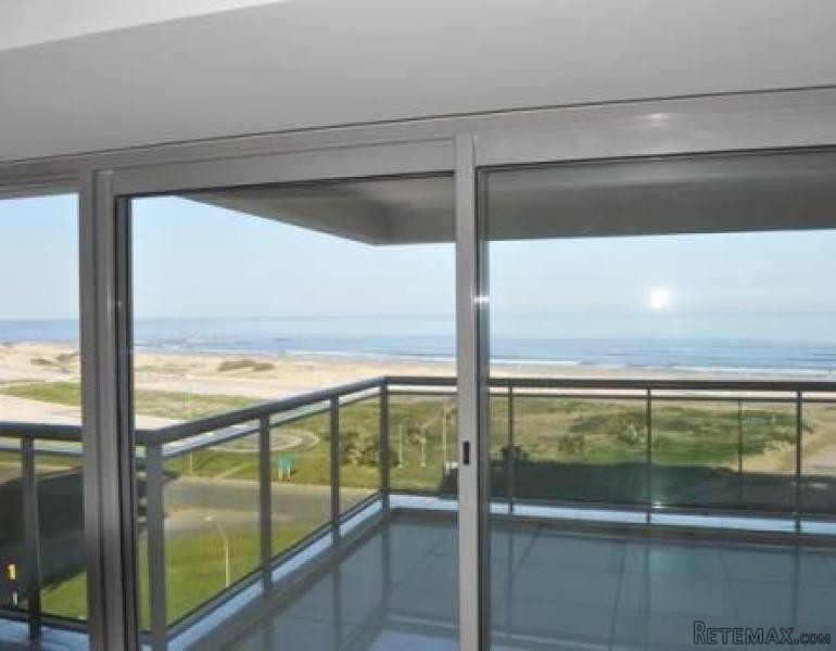 3 Bedroom Apartment - For Sale - Brava