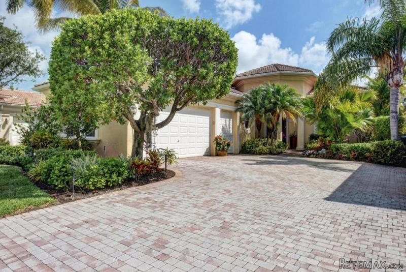 105 Porto Vecchio Wy, Palm Beach..