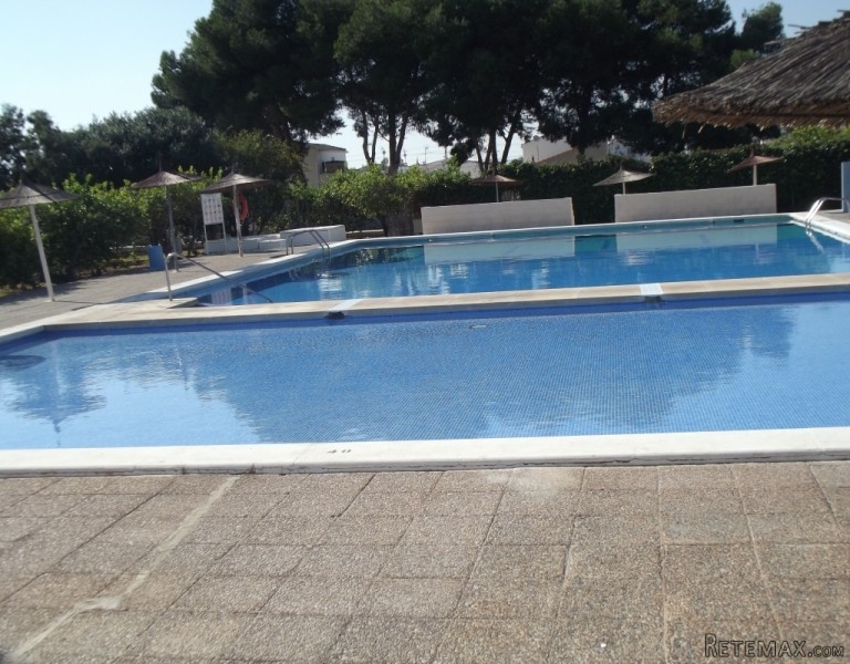 2 Bedrooms Bungalow For Sale - 2