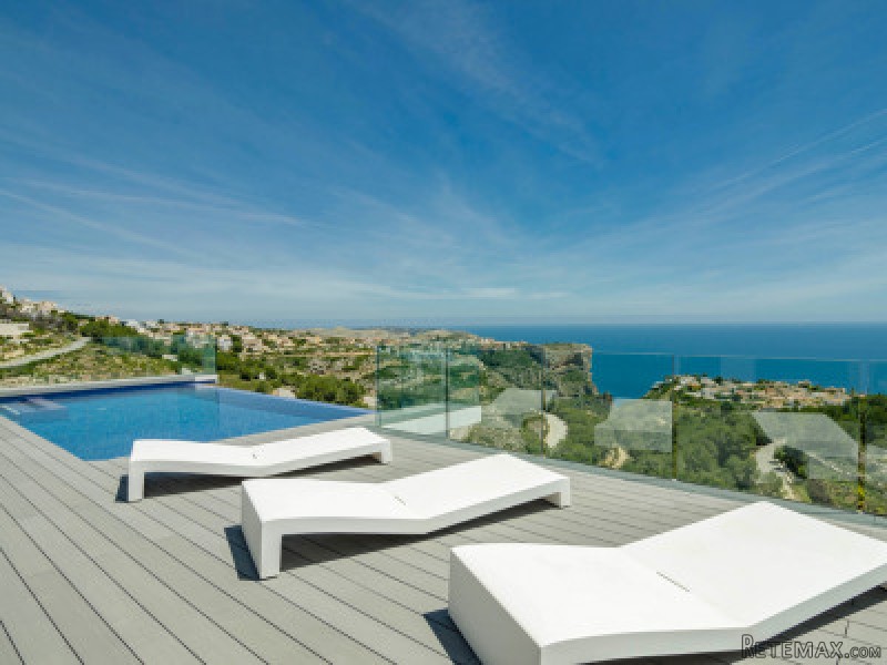 4 Bedrooms - Villa - Alicante - For Sale - 2