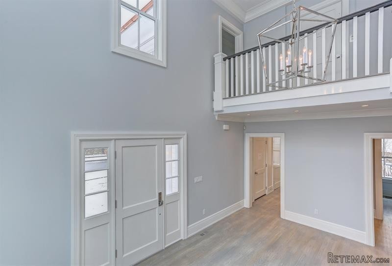 4 bedroom House For Sale: 84.. - 2