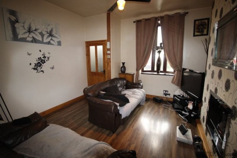 2 bedroom, Terraced House house for sale - 2
