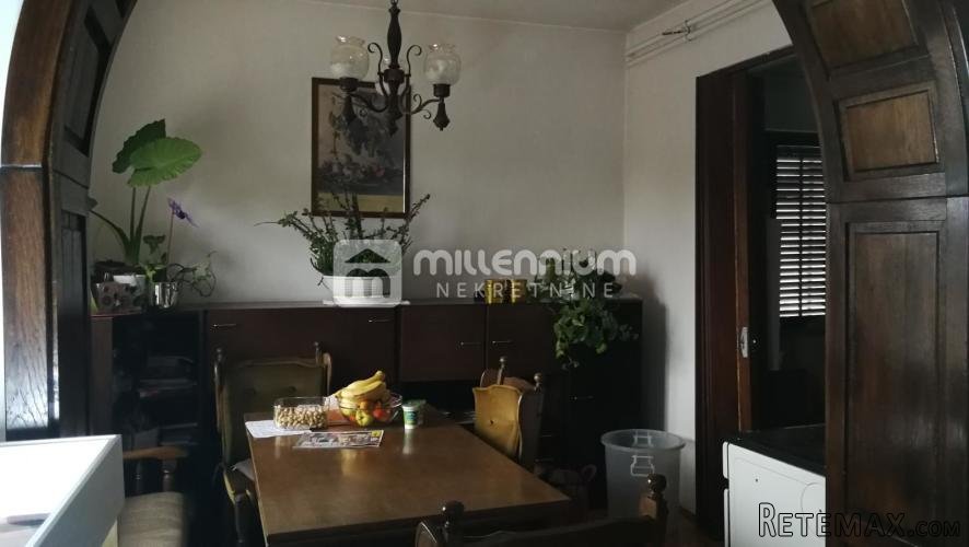 Rijeka, Pehlin, samostojeća kuća s tri stana i velikom o.. - 4
