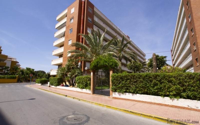 Resale · Apartment · Spain · Costa Bl..
