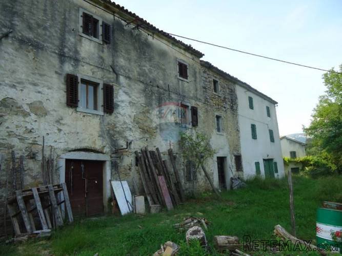 Buzet okolica, prekrasna starina za renoviranje sa 13000... - 2