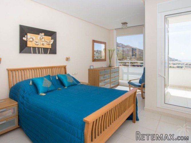 Spacious and bright apartment with two bedrooms and two.. - 8