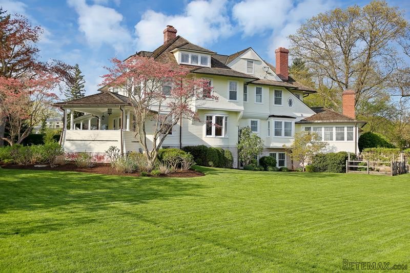 6 bedroom House For Sale: 96 Club Road.. - 2