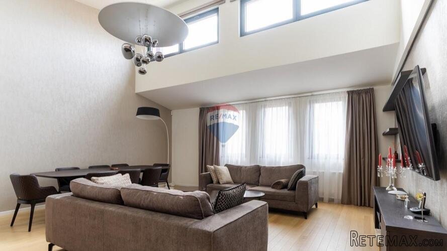 Beograd,Vračar-Luksuzni dvoetažni penthouse - 2