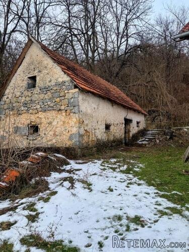 KUĆA SUVAJA S VELIKIM PAŠNJACIMA I LIVADAMA ZA ADAPTACIJU - 2