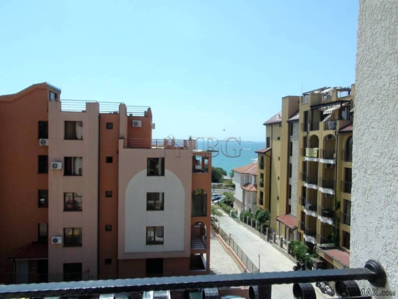 Beautiful 2-bedroom apartment with SEA..