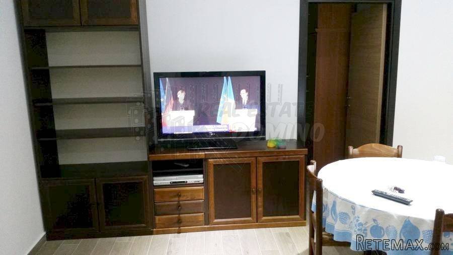 Renovirani apartman blizu mora! Njivice - 3