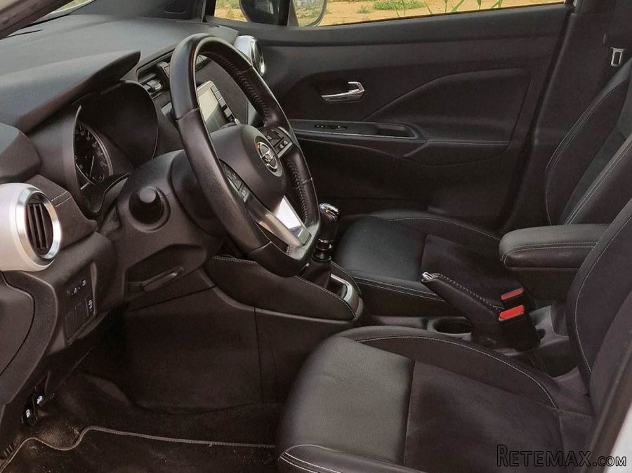 Nissan Micra N-Sport 1.0 - 3