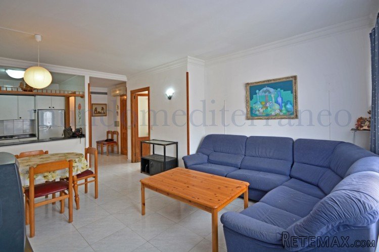 For sale cosy and centric top floor, 1 bedroomed apartment..