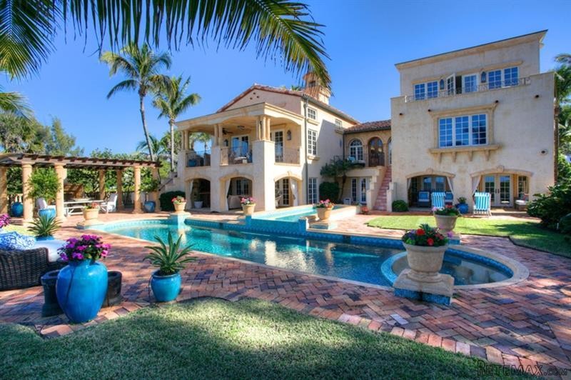 4 bedroom House For Sale: 161 Gilchrist.. - 2