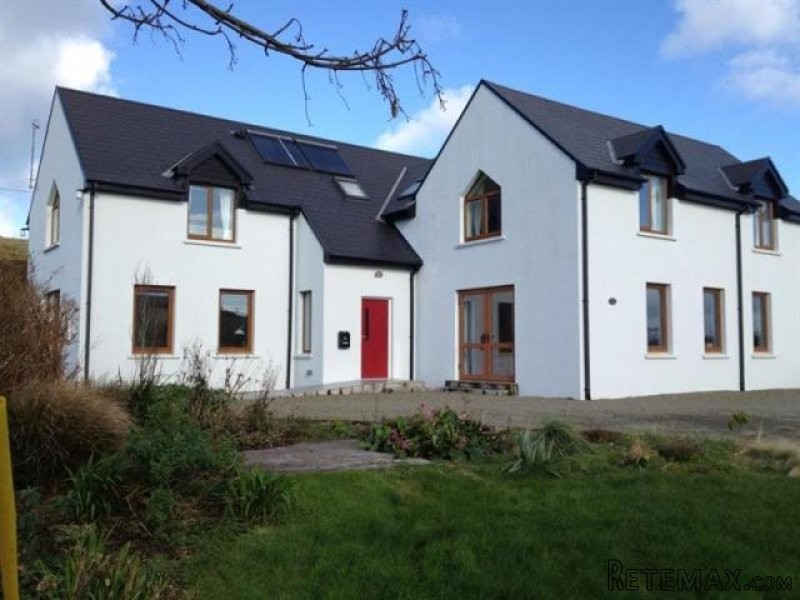 4 bedroom House For Sale: Cliona Lodge..
