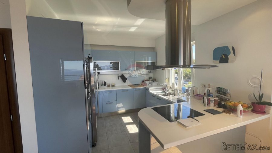 KASTAV, Rubeši - Dvoetažni stan 119 m2 + 2 Garaže - 9
