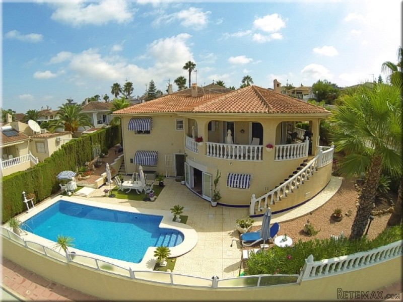 Benijofar 3 Beds 2 Baths villa