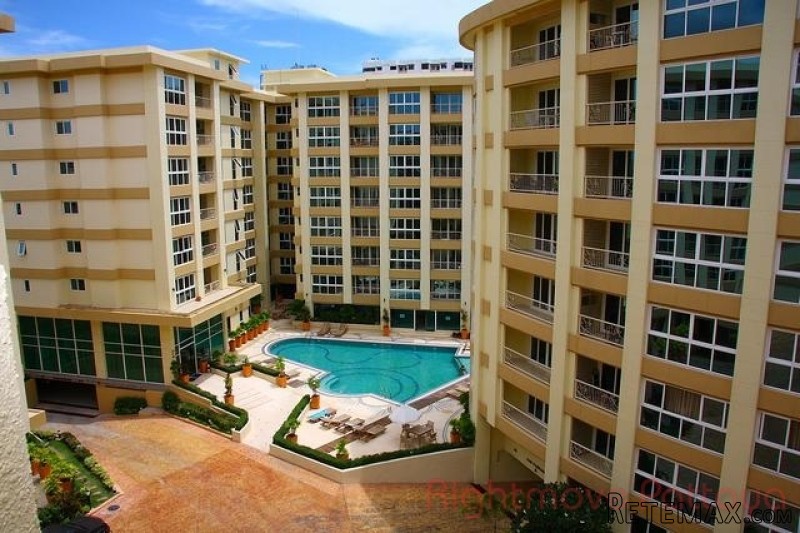 1 Bedroom Condo for sale in Central..