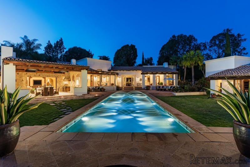 17222 Avenida De Acacias - 2
