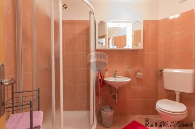 Buje, Renovirana kuća u centru, 145 m2 - 5