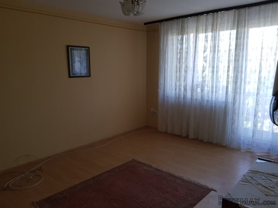 Prodajem porodicnu zgradu u Beloj Crkvi - 12