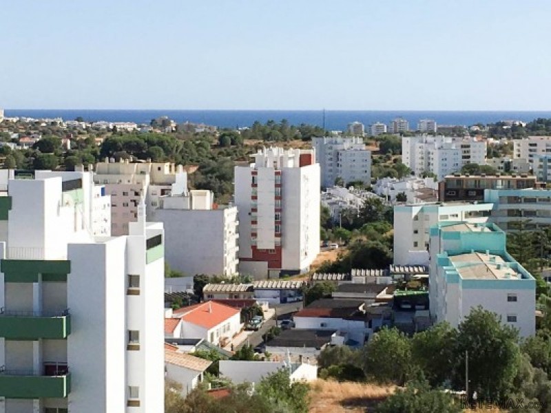 Brand New 3 Bedroom Apartment With..