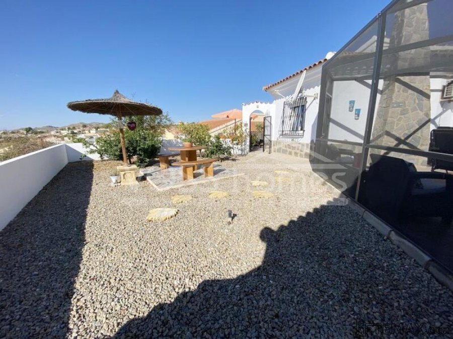 NEW & EXCLUSIVE LISTING TO VOSS HOMES - Immaculately.. - 13